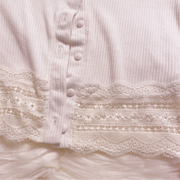 Caution to wind button down top - Picture 3 of 4